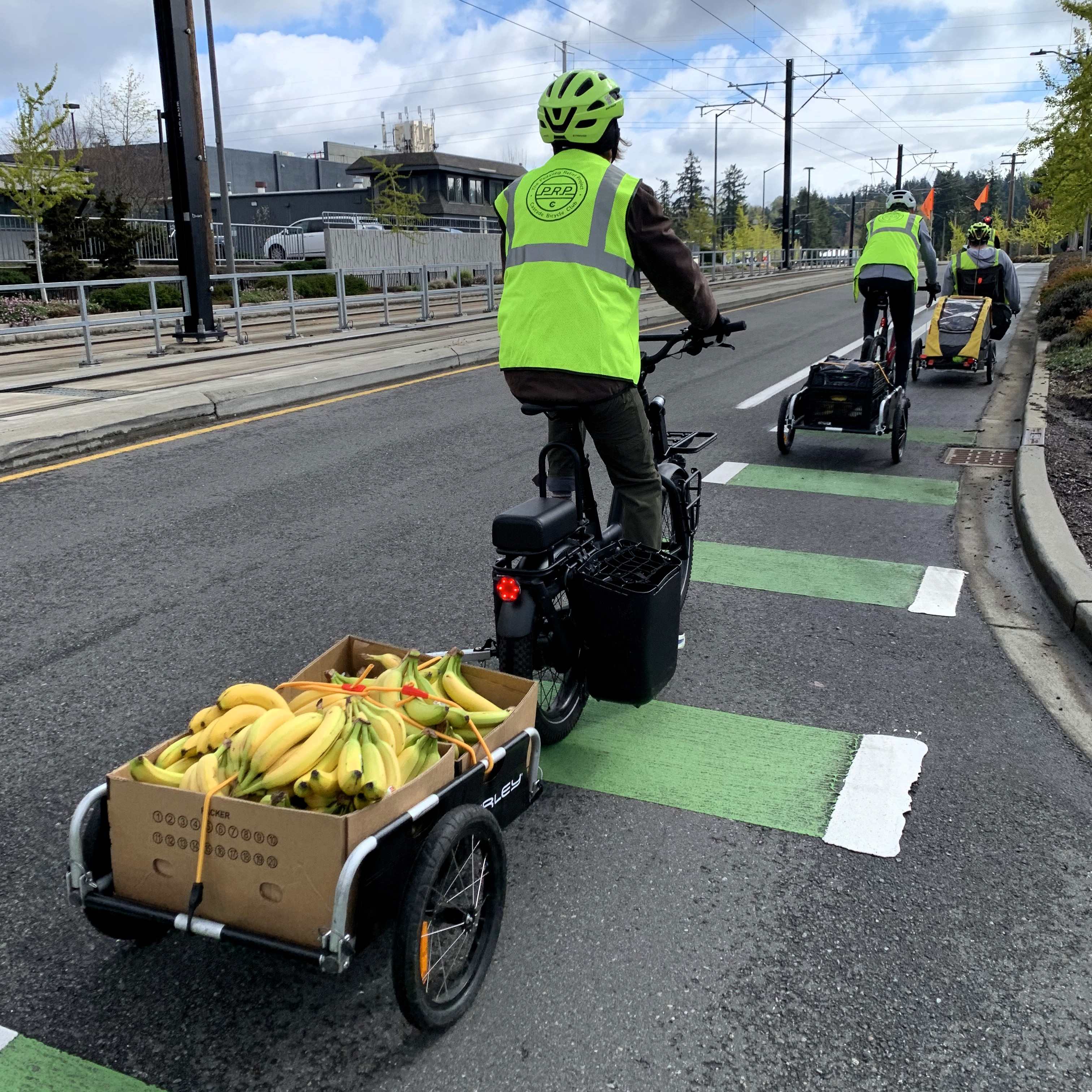 Cascade provides hi-viz PRP branded vests to volunteers.