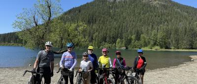 Cyclists at Rattlesnake Lake